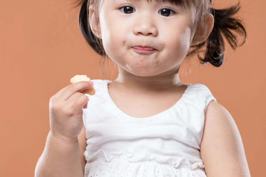 Aşçı Anne Bebe Bisküvisi'ni ek gıdaya yeni geçmiş bebeğinize nasıl ve ne zaman başlamalısınız?