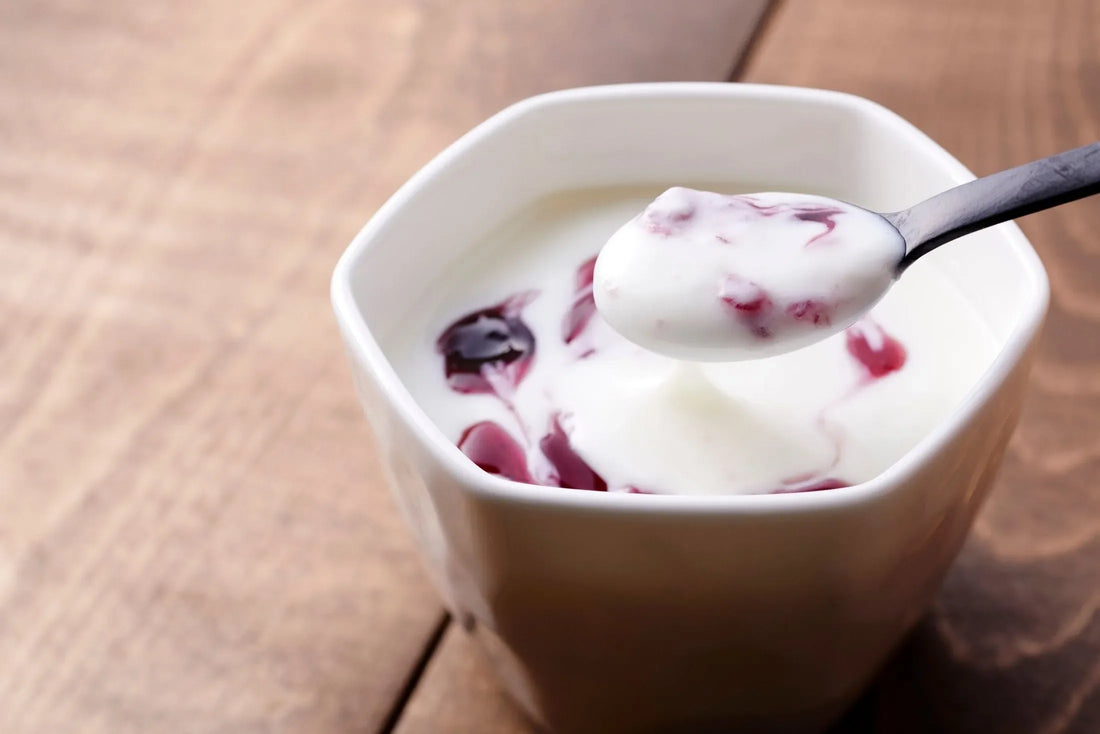 Vişneli İrmikli Yoğurt (6+ Ay)